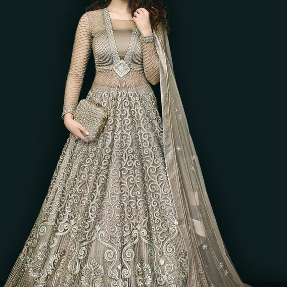 BEIGE LEHENGA - Picture 1 of 2